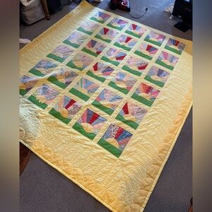 Vintage Handmade Patchwork Yellow Quilt - Full Size